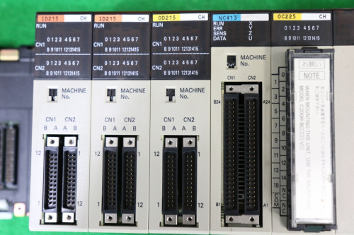OMRON 중고 PLC ID215, ID215, OD215, NC413, OC225, CPU43-V1, PA204