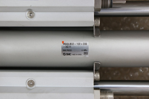 미사용품 SMC 가이드실린더 MGGLB32-100+200-XC11 대당가격