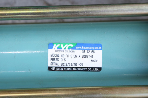 KYC 중고 유압실린더 KYC KB-FA 5TON X 200ST-G 대당가격