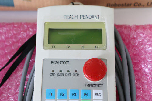 미사용품 로보스타 TEACH PENDANT RCM-7000T 대당가격
