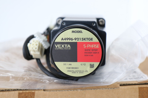 미사용품 VEXTA 스테핑모터 A4996-9215KTGE