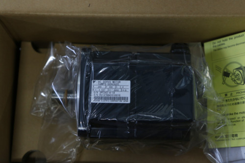 신품 야스카와 서보모터 SGMPS-02ACA2C 대당가격